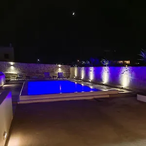 Ftelia Breeze Klouvas