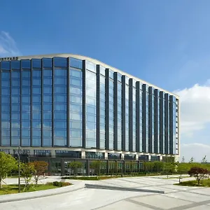 Отель Courtyard By Marriott Botanic Park