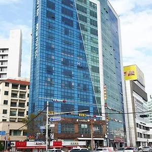 Otel Camelia, Busan