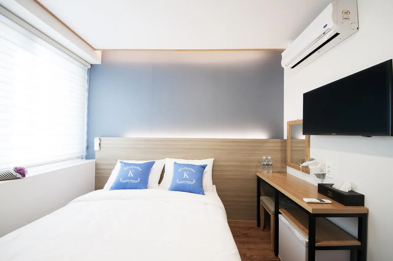 Mama Guesthouse Haeundae Busan 2*,